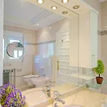 Batavia By Interhome
